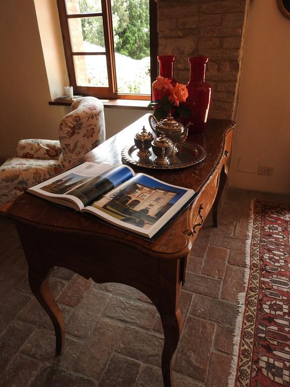 Relais Borgo Di Toiano Sovicille Exterior foto